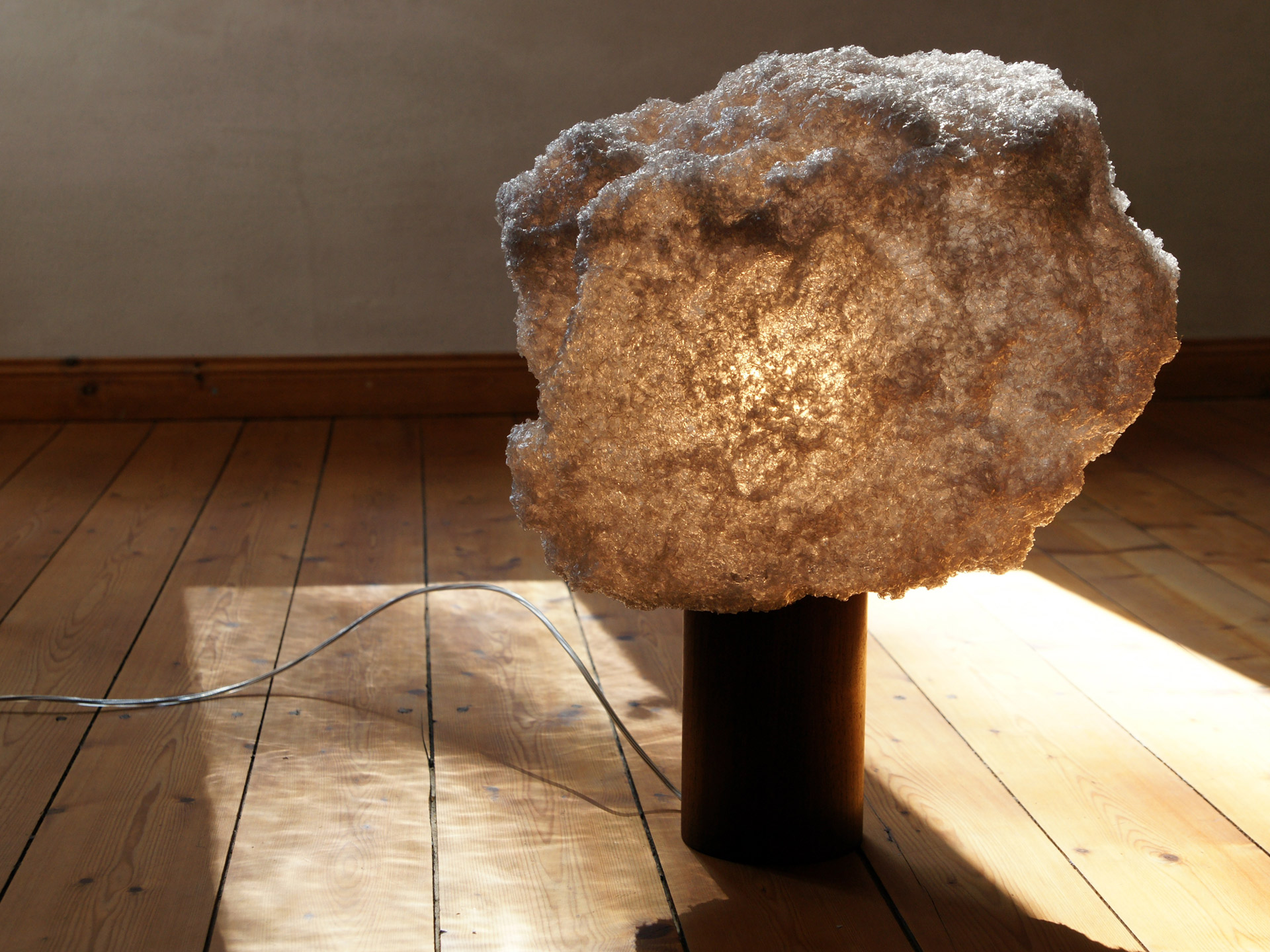 Storm table light