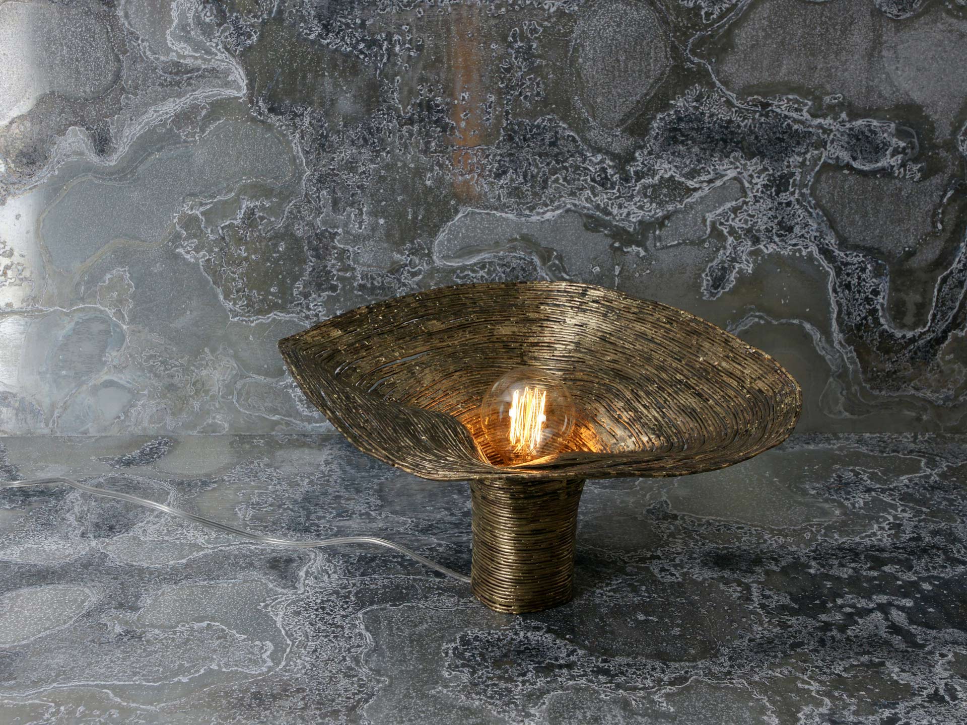 Wrap table light