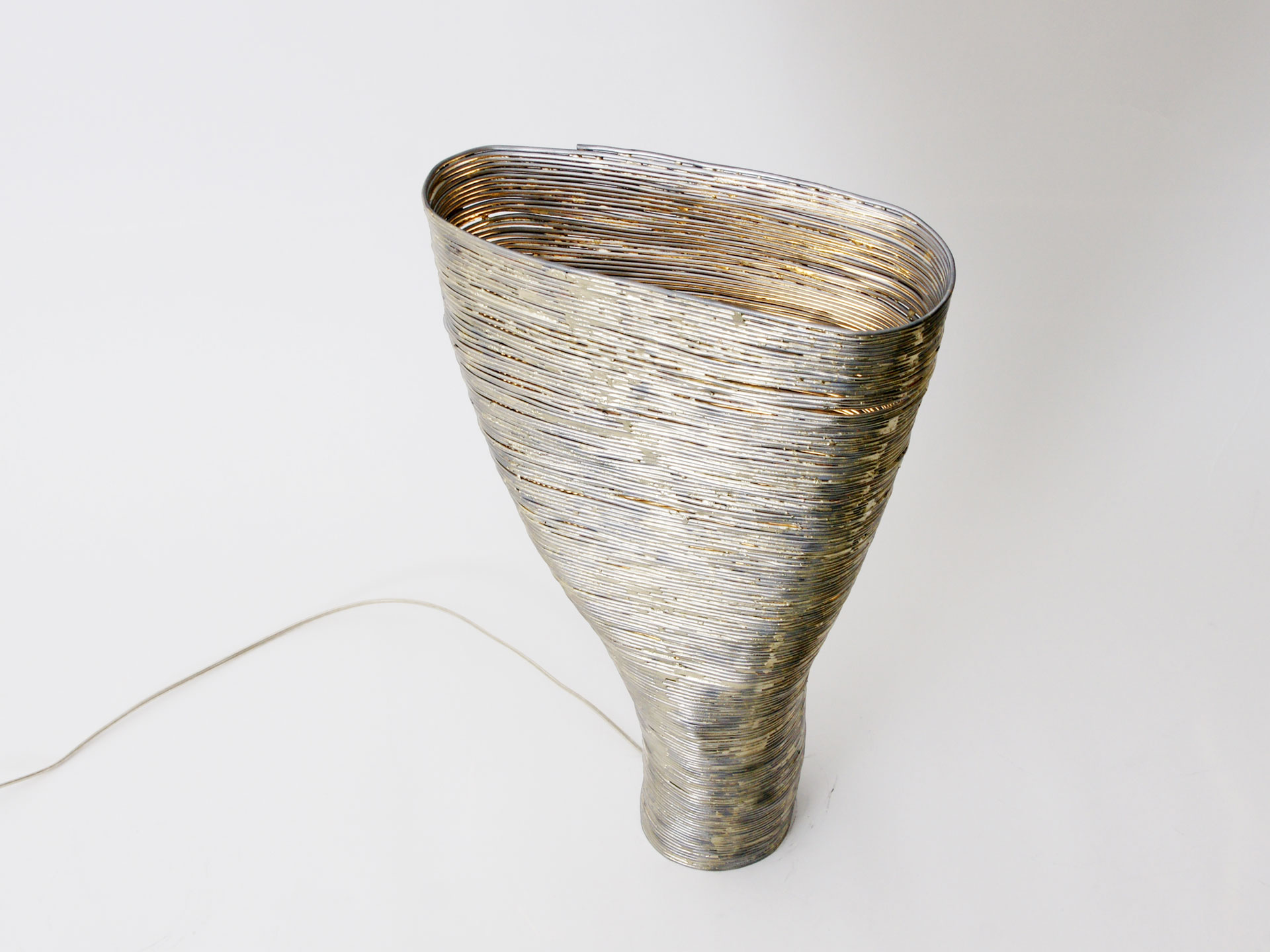 Wrap alder table light